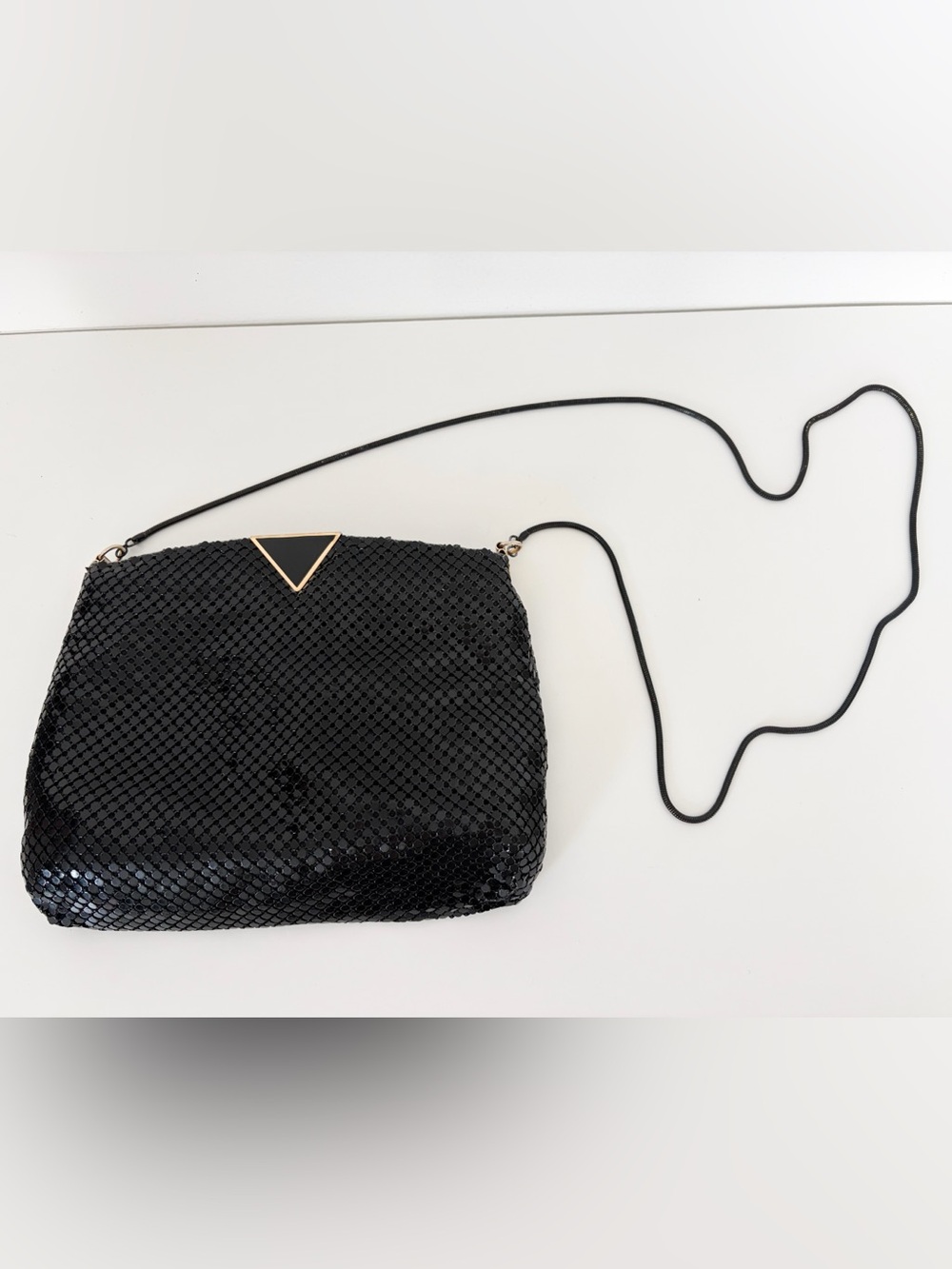 Vintage Black Mesh Metal Evening Bag – Triangle Enamel Clasp Crossbody Clutch